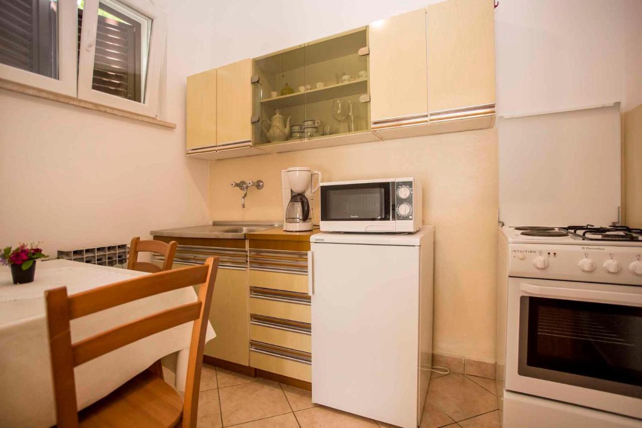 Apartments In Rovinj/Istrien 11528 Bagian luar foto