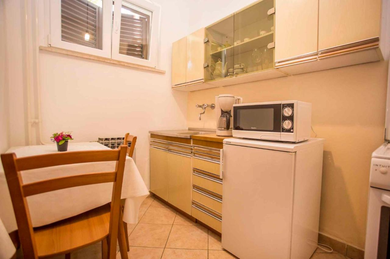 Apartments In Rovinj/Istrien 11528 Bagian luar foto